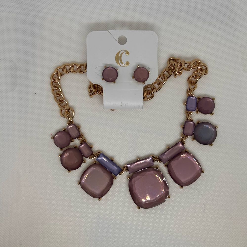 Charming Charlie Gold and Purple Statement Necklace 1B